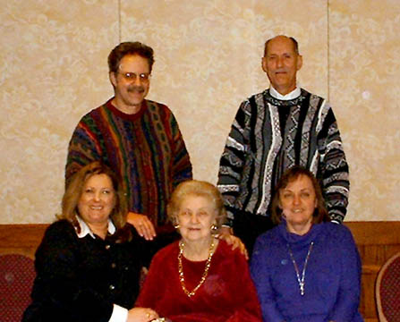 momdadgrandmamarywayne2