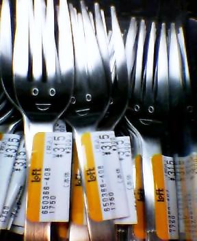 09-smileyforks